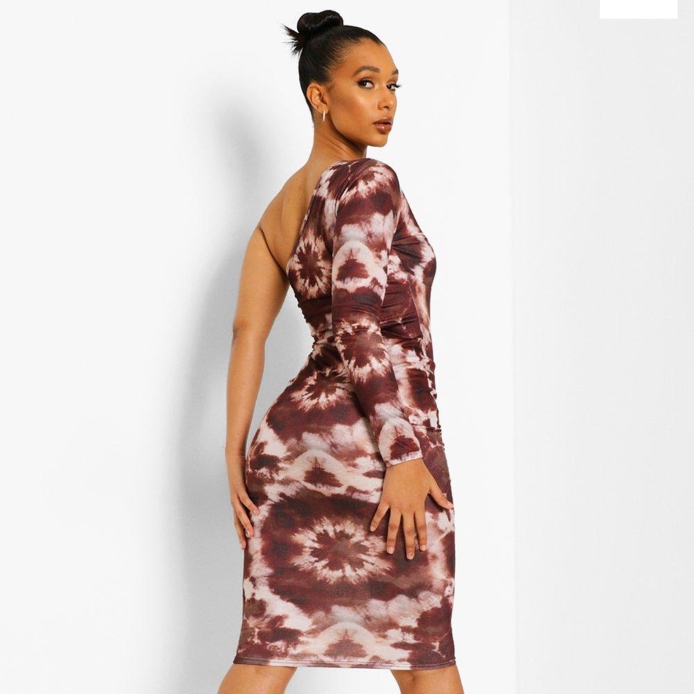 Boohoo Midi Bodycon Dress View 4